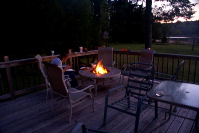 'Twas great weather for the end of the summer weekend.  Fires were lit to take the chill from the local air while we waited for the Space Station to pass over the lake area.  It did.  We caught it twice on Friday and once again on Saturday.