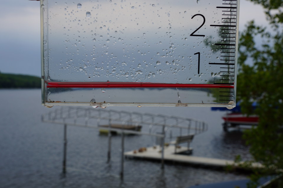 It seemed like it rained a lot last week but all we got was a lousy four tenths of an inch.  Better than nothing but not as good as hoped.  The lake level fell about a half an inch.