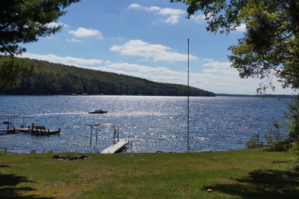 There were a few more omens of Autumn on the lake this week.  Empty lifts, boats slowly heading to the landing and a dropping water temperature.  There were also more than a few signs that Summer was not over yet, if not chronologically at least metaphorically.  The cool water was still swimmable, skiing was great, there was rain and two 6 syllable words in the opening paragraph of this week's summary.  Summer has not ended yet.