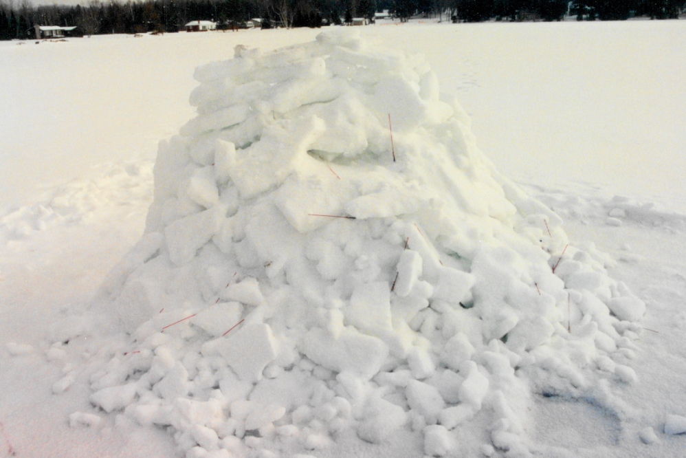 Krispa's lump of a fort had a few more "red stick whiskers" scruffying it up. Not quite a beard's worth, but more than ours.