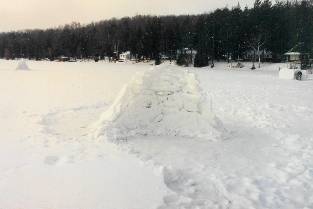 The backside of the Krispa lump was a bit more fort-like.