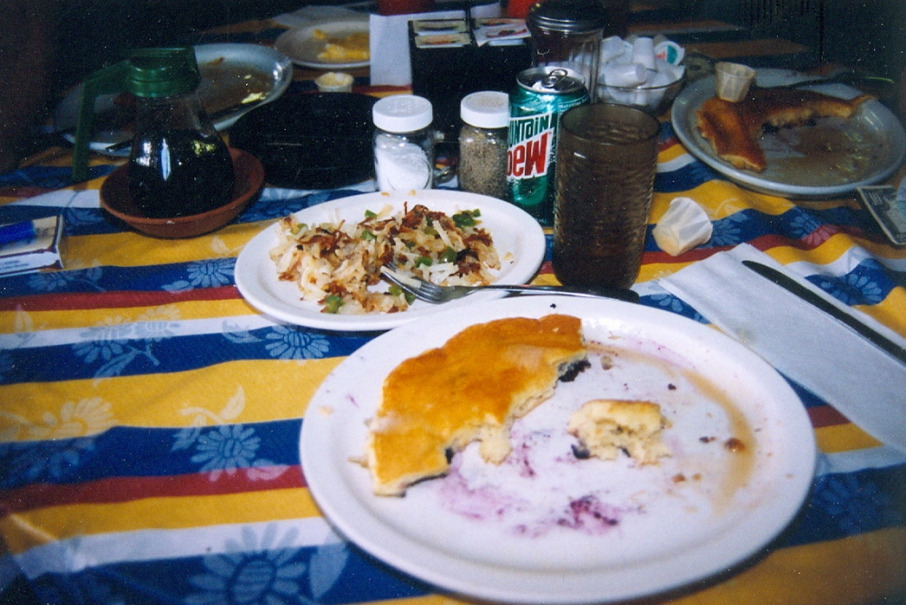 Giant pancake: 1. Insufficiently hungry diner: 0.