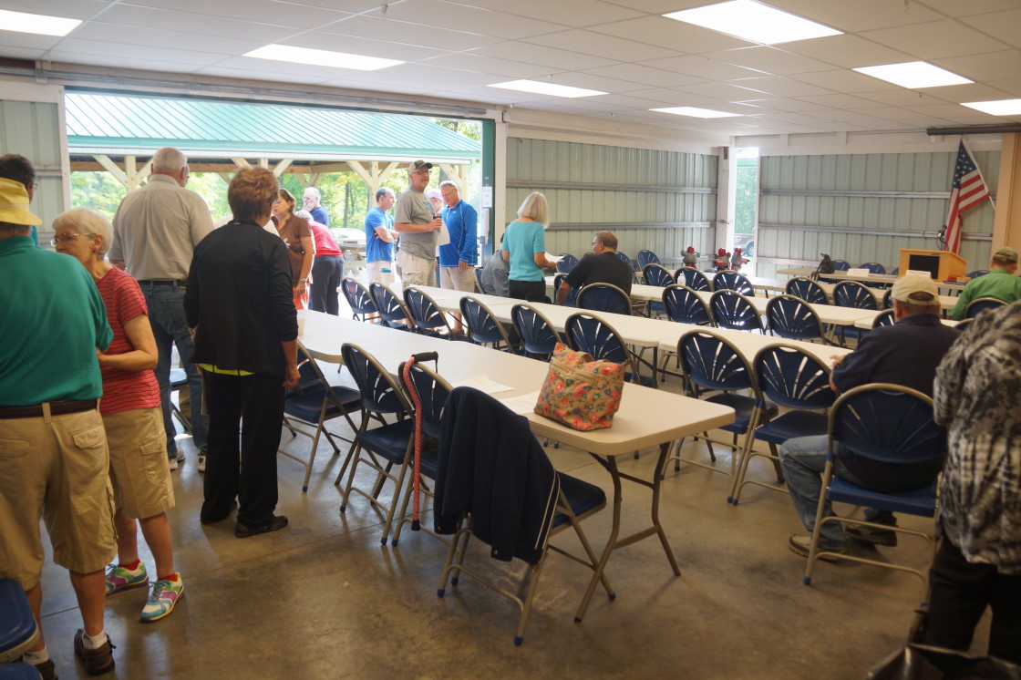On Saturday, the LLAA had its yearly meeting. There were tables this year!