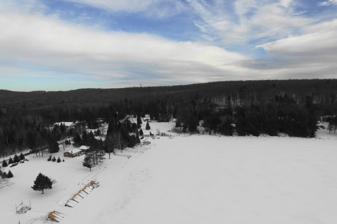 There was still snow and cold at the beginning of last week.