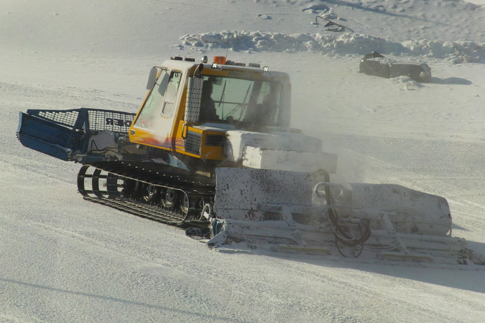 The last full week of Winter was celebrated with a trip to Ski Brule to watch the groomers do their thing and ride the lifts.