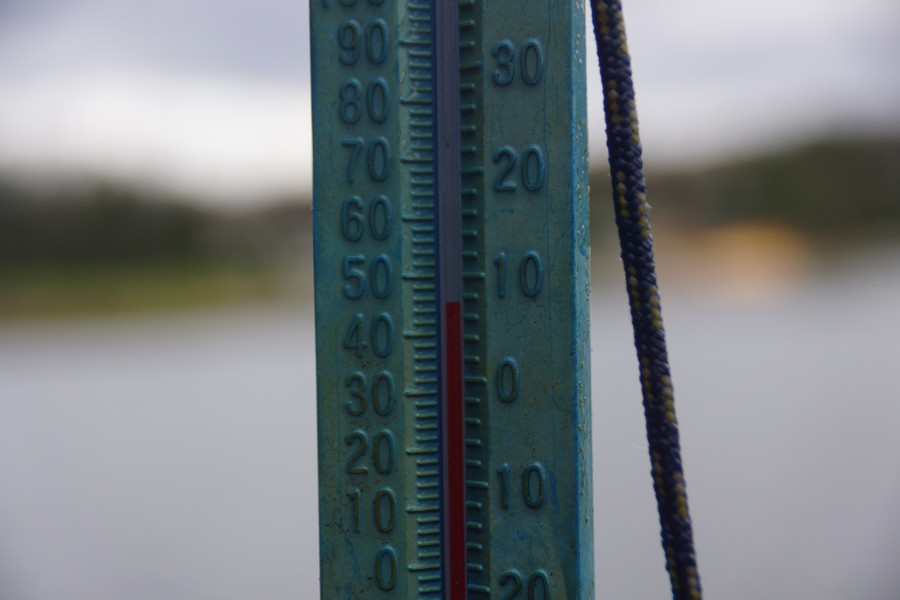 One reason, perhaps the most relevant reason, for the lack of skiers is the lake's temperature. Forty six degrees Fahrenheit is a wee bit nippy. Such temperatures add way too much physical and emotional trauma to boat towed types (skiers, knee boarders, footers).