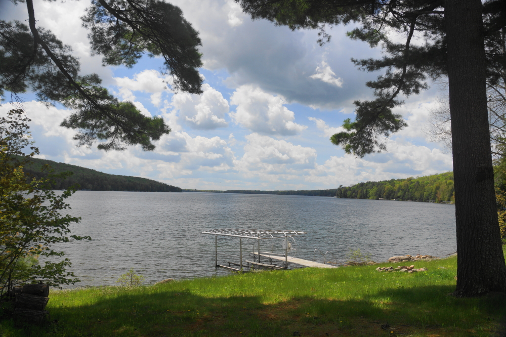 Last week continued this Spring's moist theme. As the week progressed, the rain began to slow. The end of the week was wet, but the precipitation totals were just under a tenth of an inch.