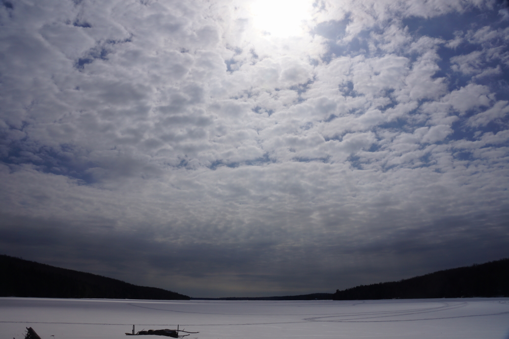 The machinery that moves the seasons slipped last week. We didn't slip backward to Deep Winter, but the season was not advanced to Spring-ish. Instead, the lake was stuck with the close to freezing highs and the unfortunate lows that defines the February-esque season of Thaw.