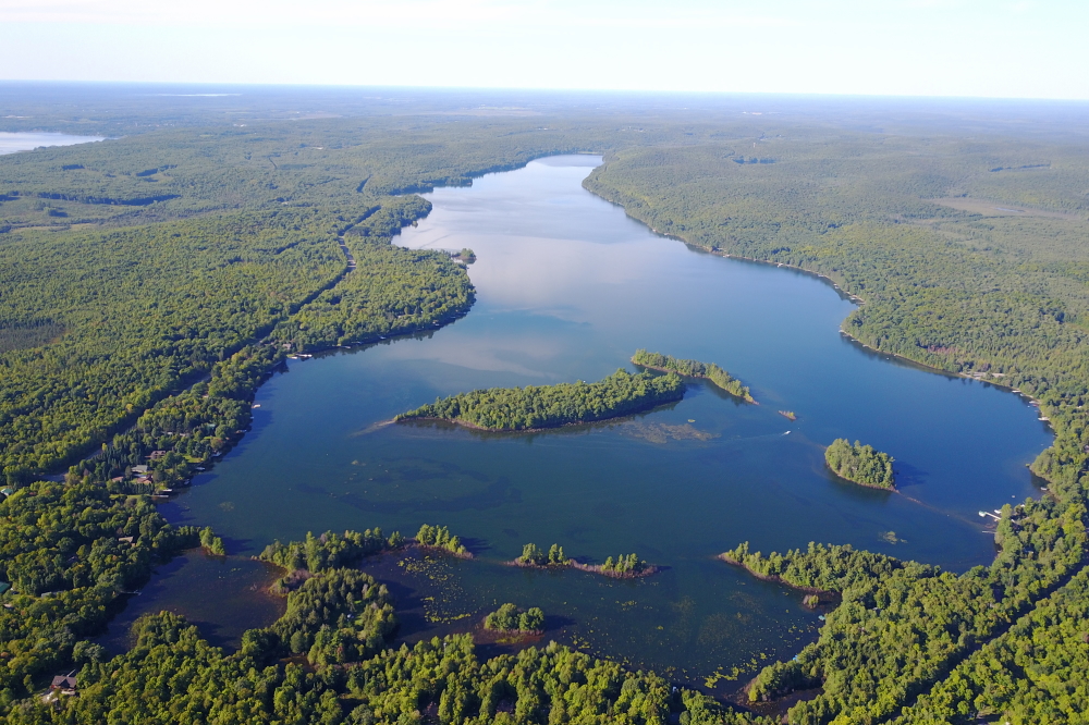 It's getting cooler, but there is still time to get those somewhat comfortable swims and dives in. The forecast is for some warmer weather before the final run to ice-in. Most docks and boats appear to still be in the water. That should change in the next few weeks as the lake temp falls closer to 60°F and the cries of the towed rise up several decibels.<br><br><br>-Nemo: Two corn dogs, cheese curds, a funnel cake, and a small diet Coke, please.