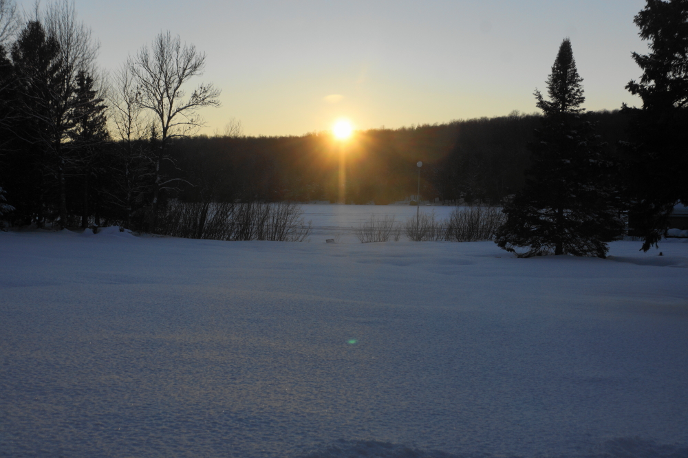 Sunsets were telling. At the start of the week, a clear evening sky foretold of a brutally polar morning.