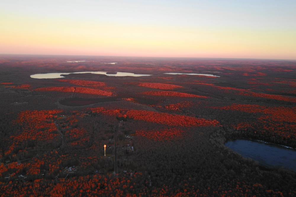All during what we now call the Decemberian Warm Period, Lakes Wabikon, Riley, and Devils Lake keep their ice.