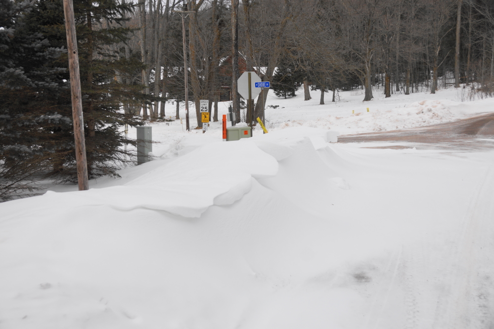 Some drifts crossed the line from ugly deep to stunningly beautiful. It looks like a crashing wave frozen in time. I would have liked to have a chipmunk or squirrel surfing on a little board in this image, but the chippies are all hibernating and tensions between me and the squirrels made that not a happening thing.