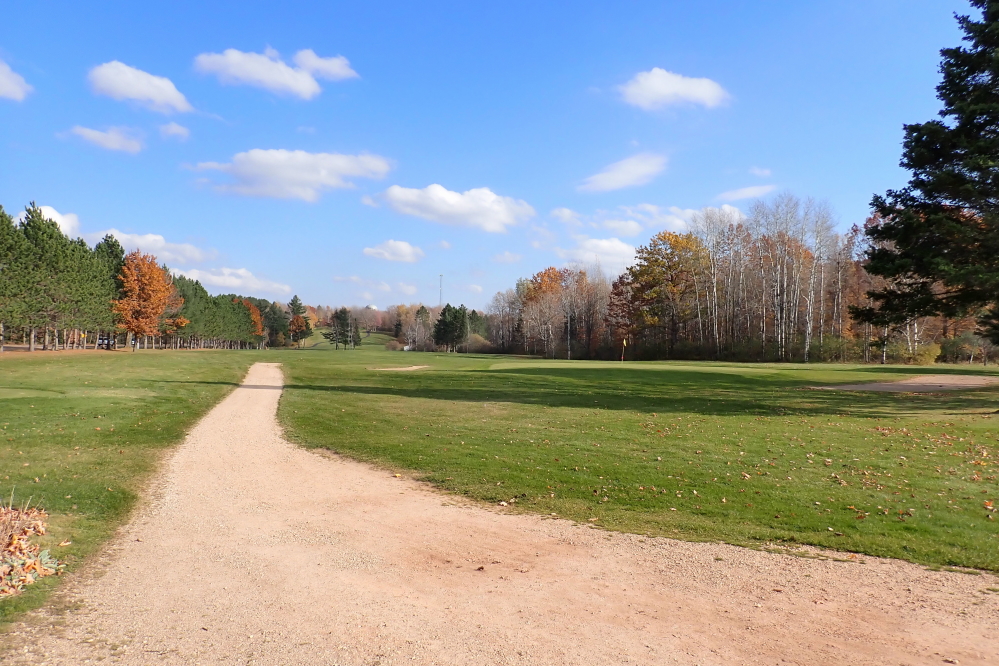 The course is in great shape unless you stray from the fairway and land in a leaf pile. In that case, good luck.