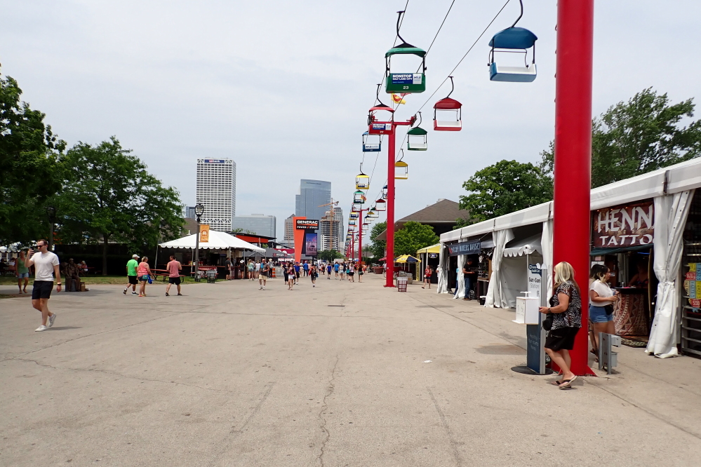 We've been here before. Summerfest used to be an 11 day thing that was tasty, hot, and crowded. They have since switched to a 3 weekend format and it's not so crowded anymore.