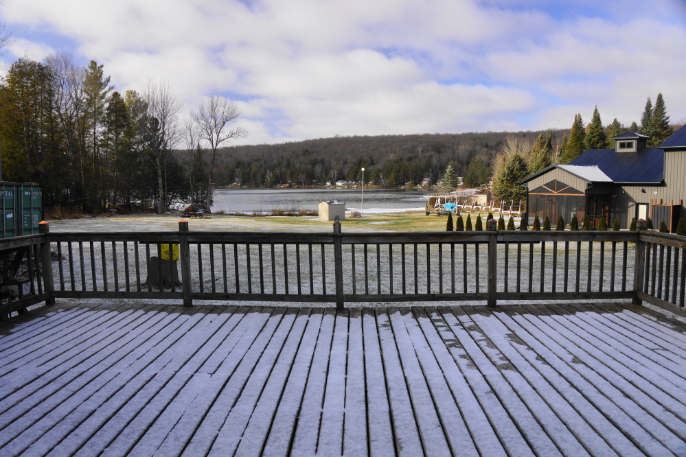 It also got colder as the week progressed. The snow that lightly coated the deck on Friday was predicted, but still came as a surprise (there was supposed to be no accumulation).