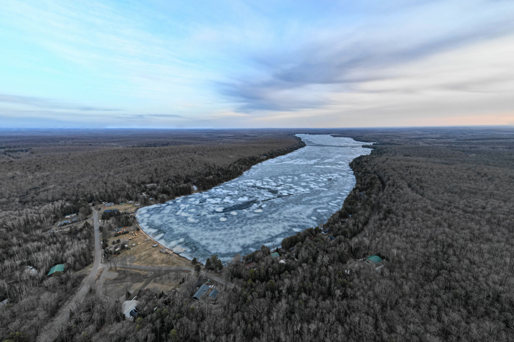 Last week started off warm. Winter may not have been declared dead, but was clearly in a deep coma and hooked up to a vent. Talk of pier placement, golf, and an early ice-out filled the air. That wouldn't last the weekend. 