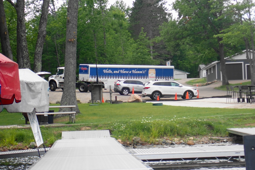 There was also a Hamm's beer truck during the picking.