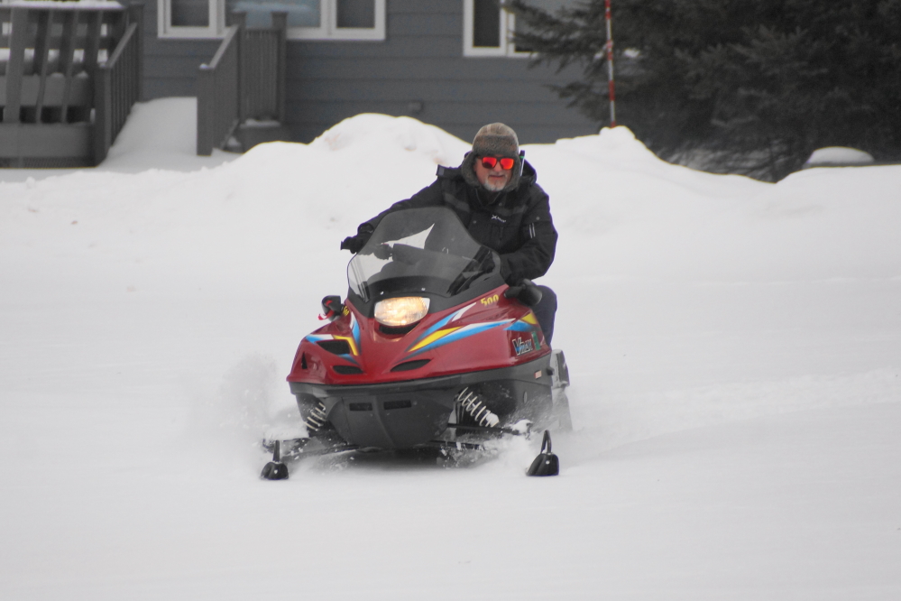It was unspeakably cold on the weekend. Installing the recently delivered parts into snow-goes during this loathingly cold weekend felt...well...not warm, but right.