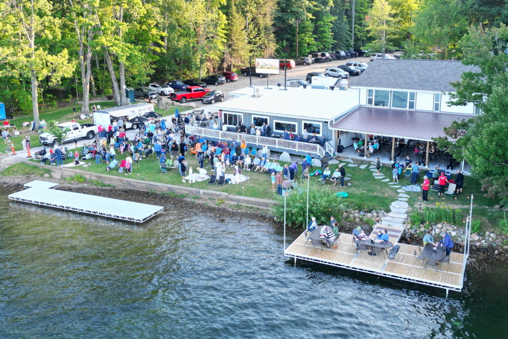 Wednesday's ski show had no threatening weather. It did have less heat, more sun, and a bigger crowd.